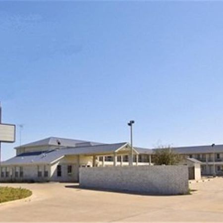 Summit Inn Hempstead Экстерьер фото